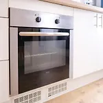 Apartment Le Spacieux A Saint-omer - 2 Chambres, Centre Et Gare A Pied, Parking Prive Gratuit *