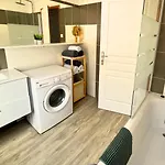 Le Spacieux A Saint-omer - 2 Chambres, Centre Et Gare A Pied, Parking Prive Gratuit Διαμέρισμα