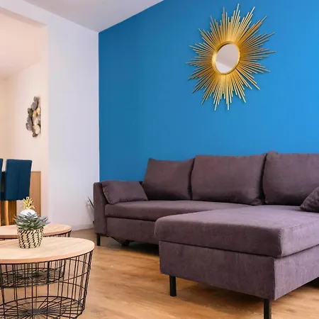 Appartamento Le Spacieux à Saint-omer - 2 Chambres, Centre Et Gare à Pied, Parking Gratuit