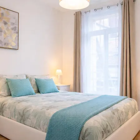 公寓 Le Spacieux A Saint-omer - 2 Chambres, Centre Et Gare A Pied, Parking Prive Gratuit 圣奥梅尔