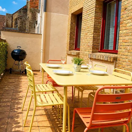 Le Spacieux A Saint-omer - 2 Chambres, Centre Et Gare A Pied, Parking Prive Gratuit *