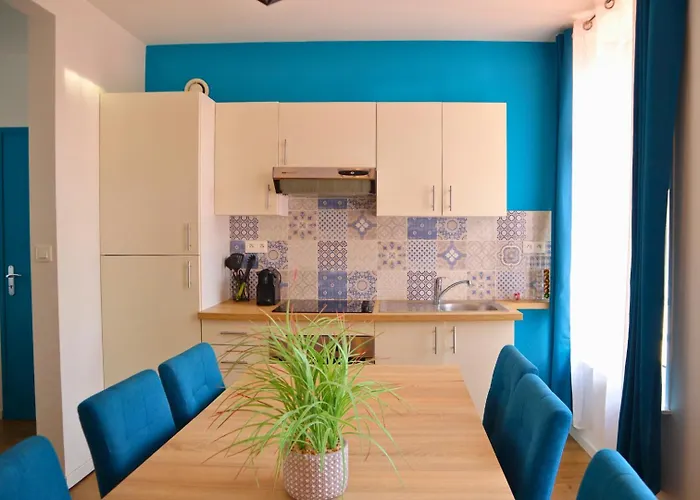 公寓 Le Spacieux A Saint-omer - 2 Chambres, Centre Et Gare A Pied, Parking Prive Gratuit 圣奥梅尔